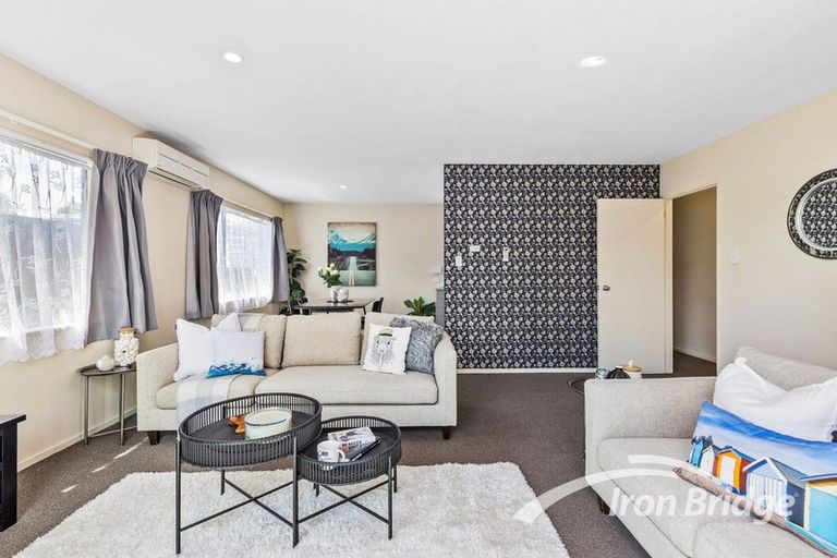 Photo of property in 1/7 Mona Avenue, Mangere Bridge, Auckland, 2022