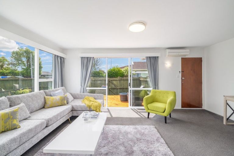 Photo of property in 1/180a Grimseys Road, Redwood, Christchurch, 8051