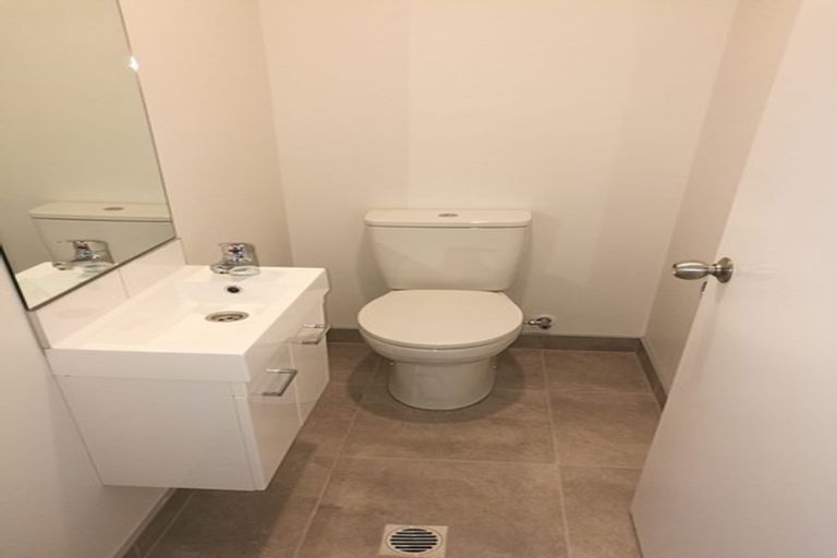 Photo of property in 113u6 Knighton Road, Hillcrest, Hamilton, 3216