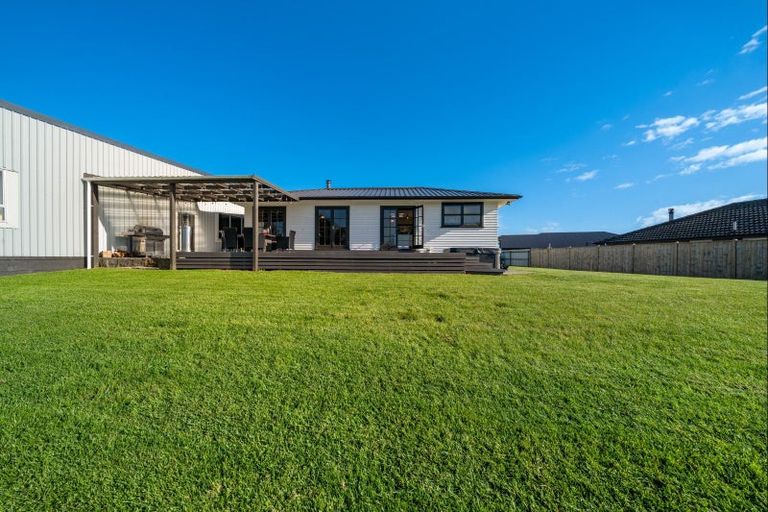 Photo of property in 1057 Junction Road, Egmont Village, New Plymouth, 4372