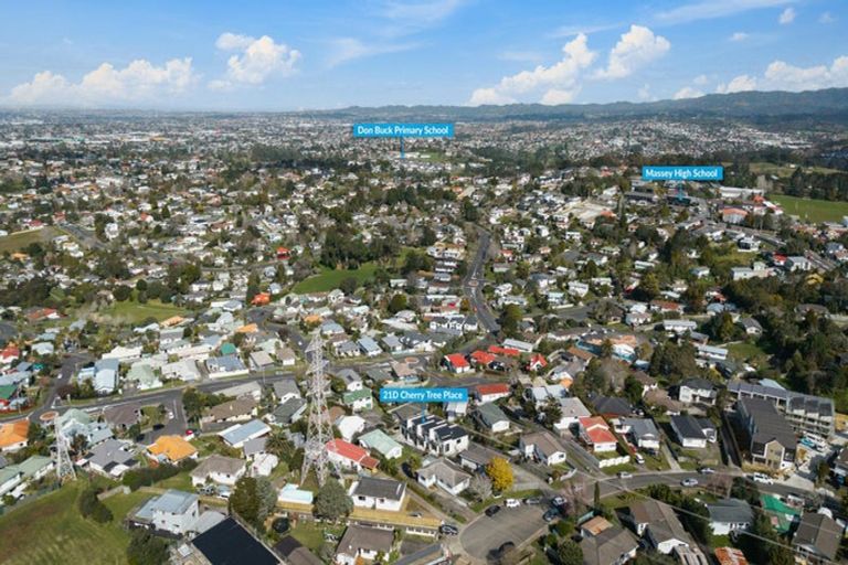 Photo of property in 21c Cherry Tree Place, Massey, Auckland, 0614