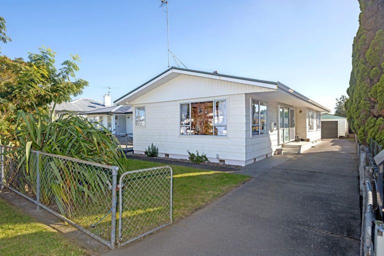 Photo of property in 35 Wellington Street, Te Hapara, Gisborne, 4010