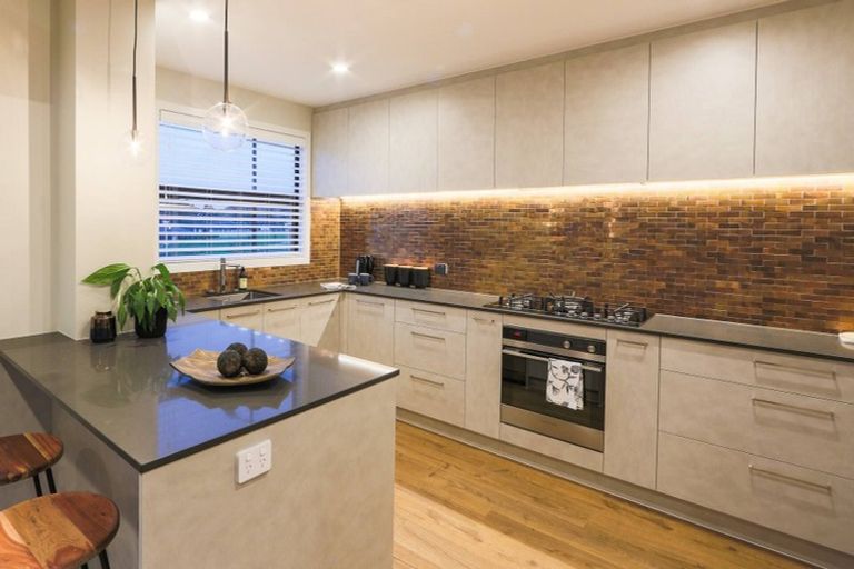 Photo of property in 3 Podgora Avenue, Kumeu, 0810