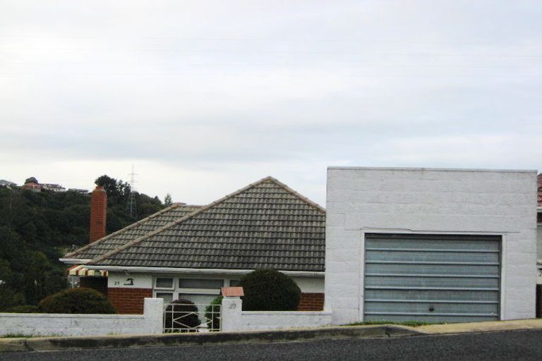 Photo of property in 23 Riselaw Road, Calton Hill, Dunedin, 9012