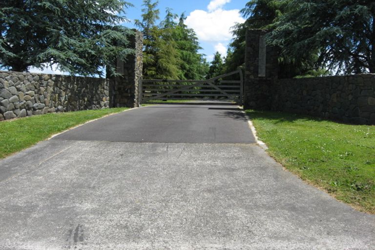 Photo of property in 38 Burberry Road, Karaka, Drury, 2578