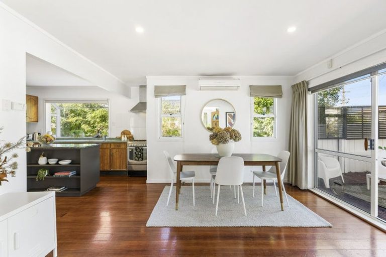 Photo of property in 1/43 Rimu Street, New Lynn, Auckland, 0600