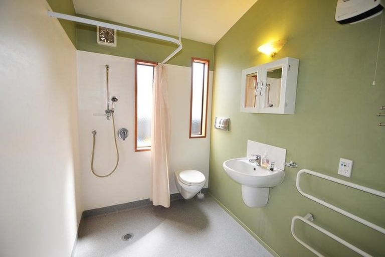 Photo of property in 14 Donegal Street, Cromwell, 9310