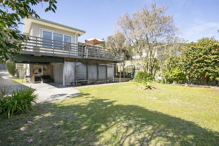 Photo of property in 26 Holland Street, Wainuiomata, Lower Hutt, 5014