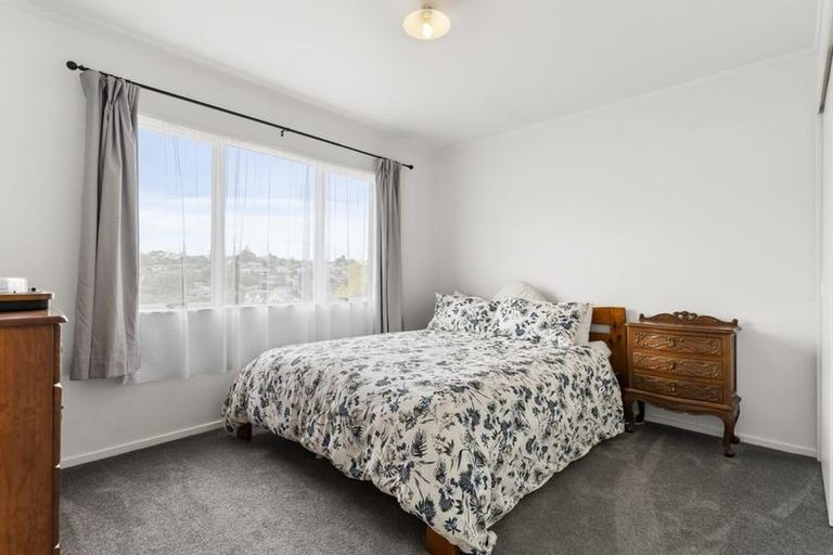 Photo of property in 16 Carillon Place, Massey, Auckland, 0614