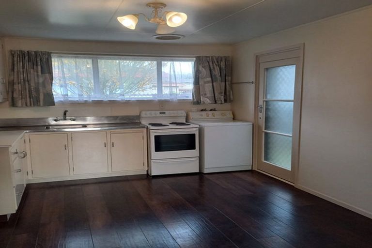 Photo of property in 702 Ferry Road, Woolston, Christchurch, 8023