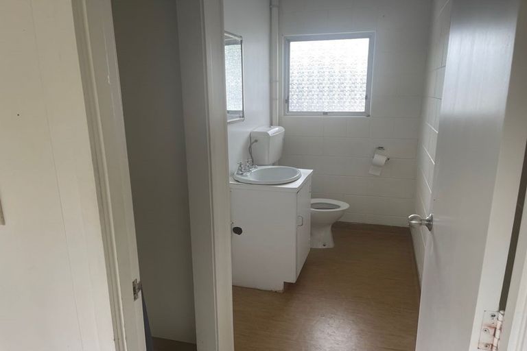 Photo of property in 1/21a Landscape Road, Papatoetoe, Auckland, 2025