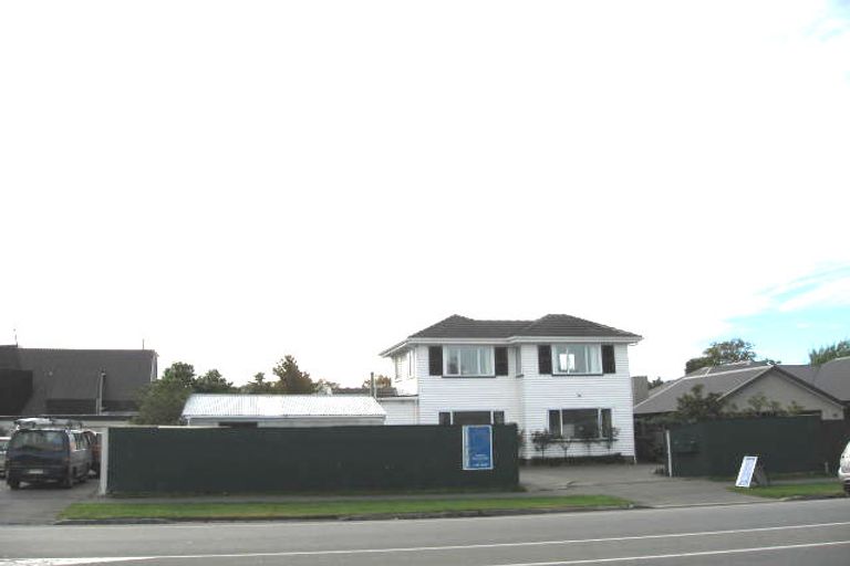 Photo of property in 74a Memorial Avenue, Ilam, Christchurch, 8053