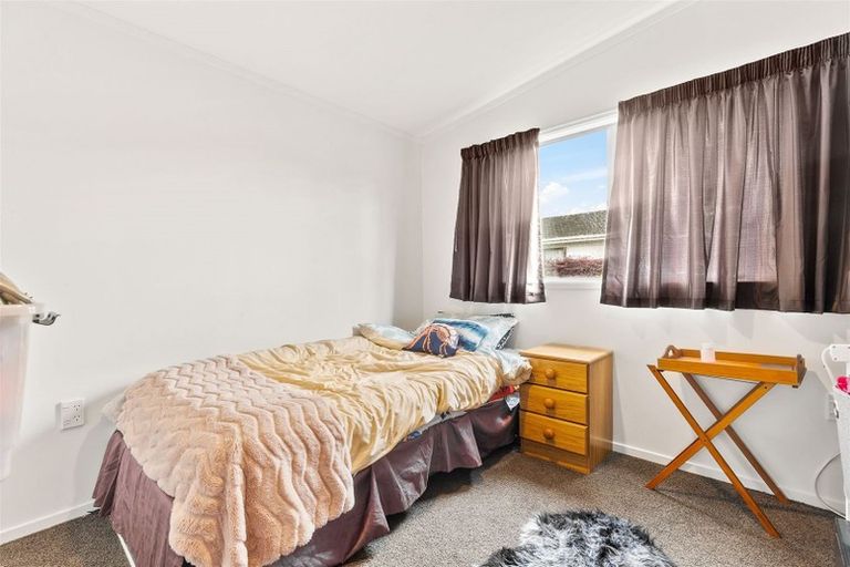 Photo of property in 337 Swanson Road, Ranui, Auckland, 0612