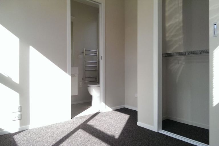 Photo of property in 35 Nairn Street, Mount Cook, Wellington, 6011