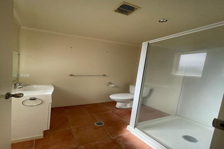 Photo of property in 338a Glengarry Road, Glen Eden, Auckland, 0602