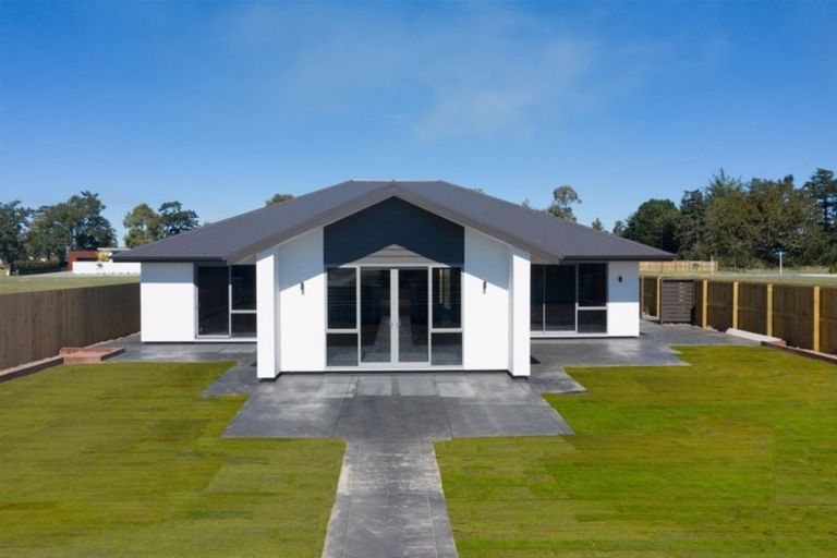 Photo of property in 5 Cawton Grove, Tinwald, Ashburton, 7700