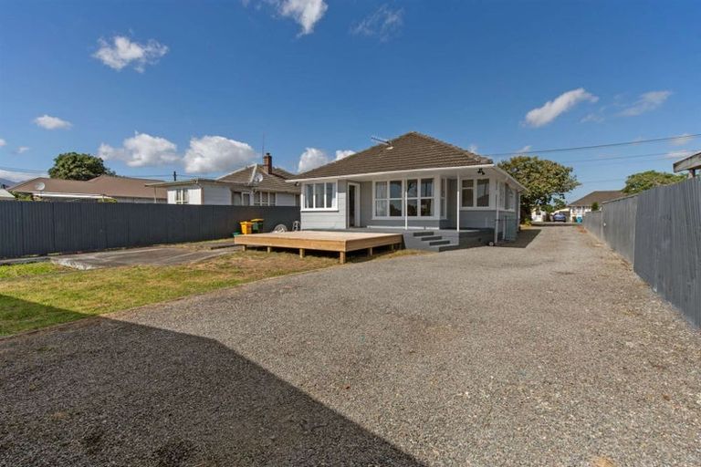 Photo of property in 17 Dorset Street, Levin, 5510