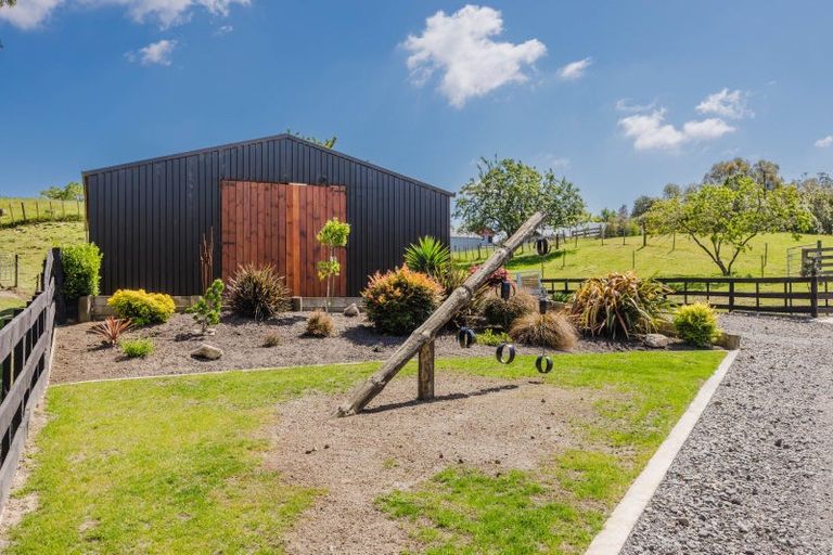 Photo of property in 4 Cemetery Road, Waipawa, 4273