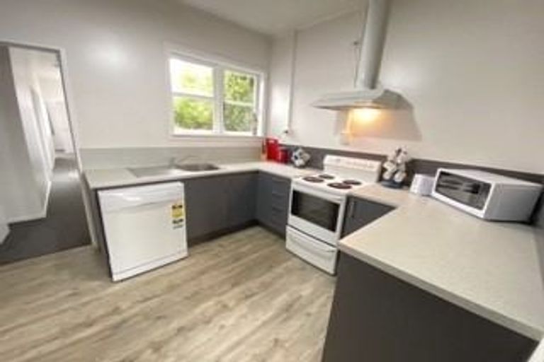 Photo of property in 34 Wainui Street, Riccarton, Christchurch, 8041