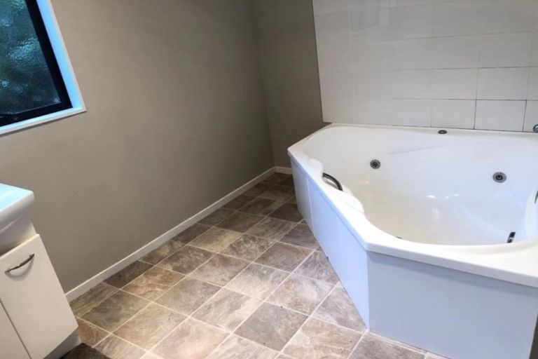 Photo of property in 399 Marshmeadow Road, Newstead, Hamilton, 3286