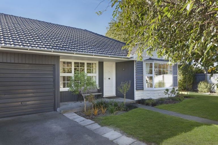 Photo of property in 306 Avonhead Road, Avonhead, Christchurch, 8042