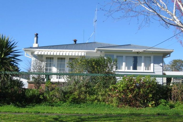 Photo of property in 21 Meldrum Street, Te Kamo, Whangarei, 0112