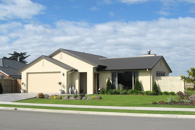 Photo of property in 22 Magnolia Boulevard, Kaiapoi, 7630