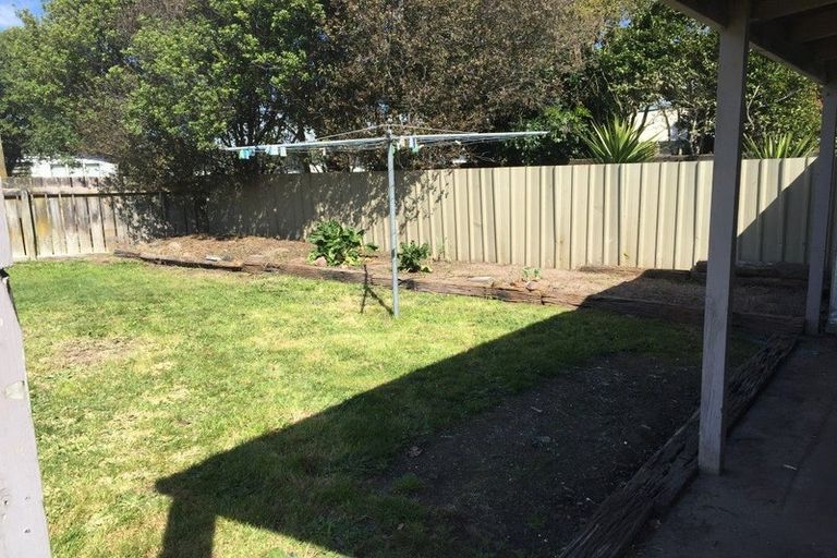 Photo of property in 25a Lyn Grove, Papamoa Beach, Papamoa, 3118