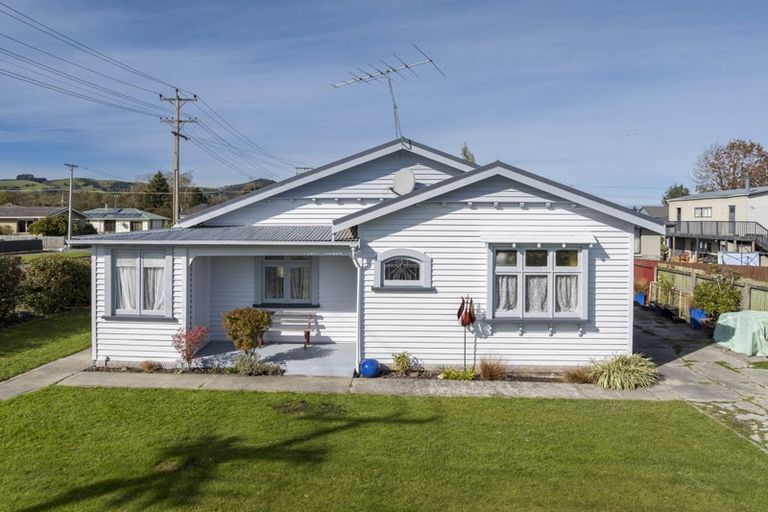 Photo of property in 23 Chaucer Street, Milton, 9220