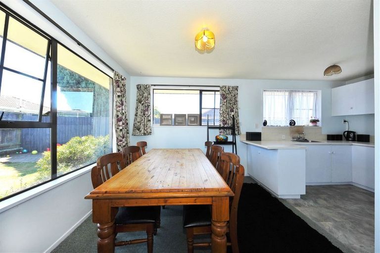 Photo of property in 5 Peebles Drive, Hei Hei, Christchurch, 8042