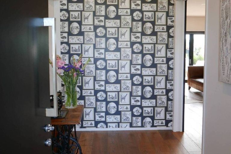 Photo of property in 1 Rostrevor Place, Mairehau, Christchurch, 8052