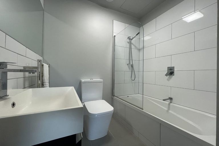 Photo of property in Detroit Apartments, 210/181u Tasman Street, Mount Cook, Wellington, 6021