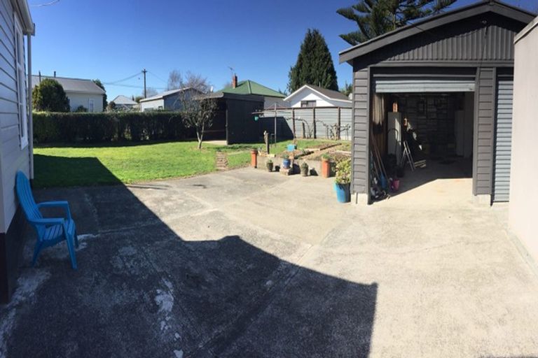 Photo of property in 1 Fair Crescent, Feilding, 4702