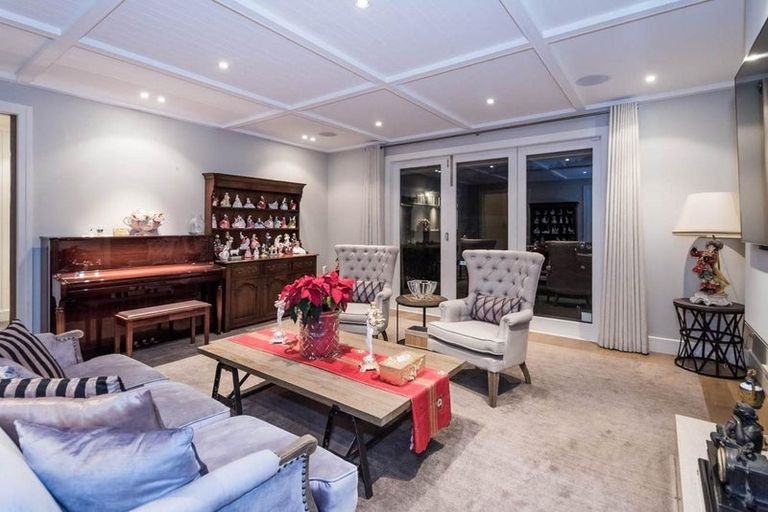 Photo of property in 35 View Road, Campbells Bay, Auckland, 0630
