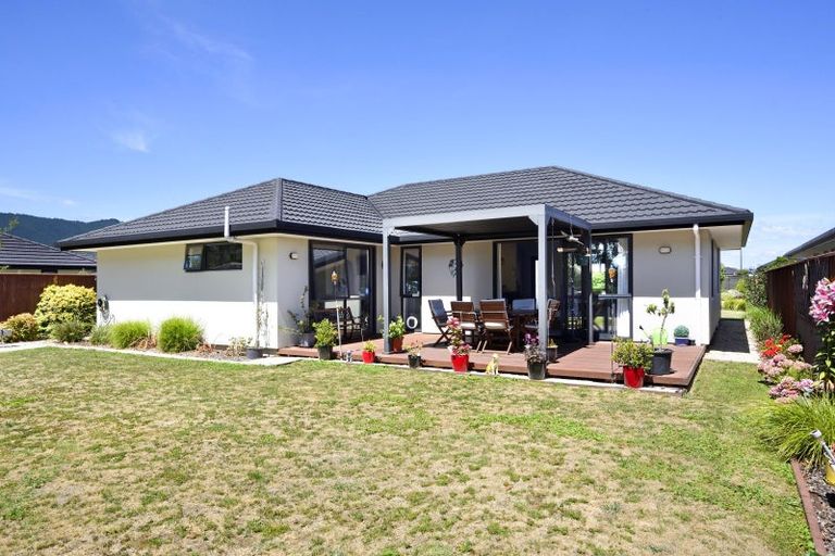 Photo of property in 23 Oakdale Grove, Richmond, 7020