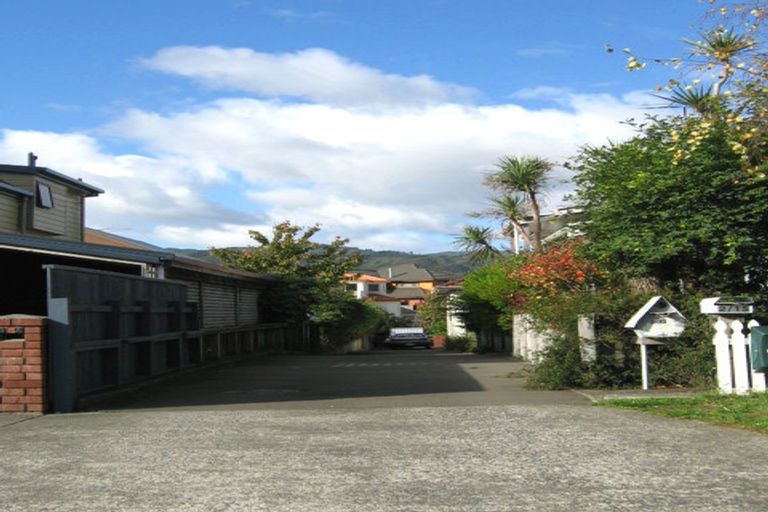 Photo of property in 2/15 Charleston Avenue, Boulcott, Lower Hutt, 5011