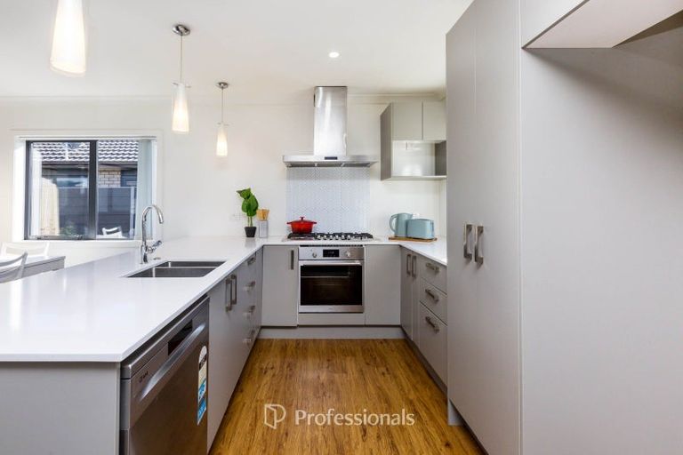 Photo of property in 32 Filmer Crescent, Wallaceville, Upper Hutt, 5018