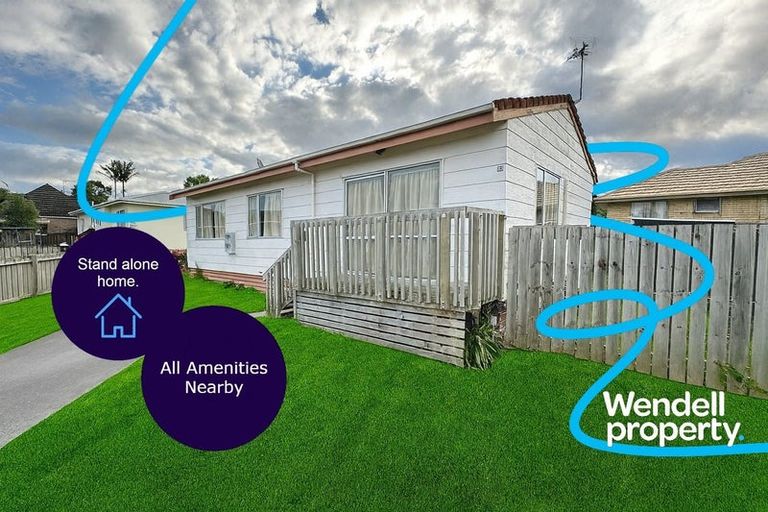Photo of property in 33 Selak Place, Glen Eden, Auckland, 0602