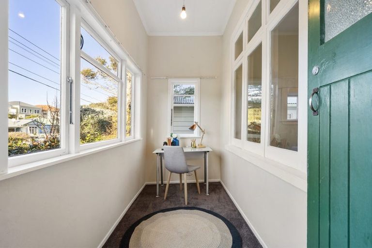 Photo of property in 34 Hohiria Road, Hataitai, Wellington, 6021
