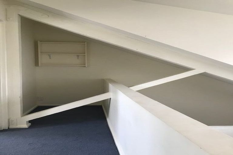 Photo of property in Hopper Street Apartments, 11/20u Hopper Street, Mount Cook, Wellington, 6011