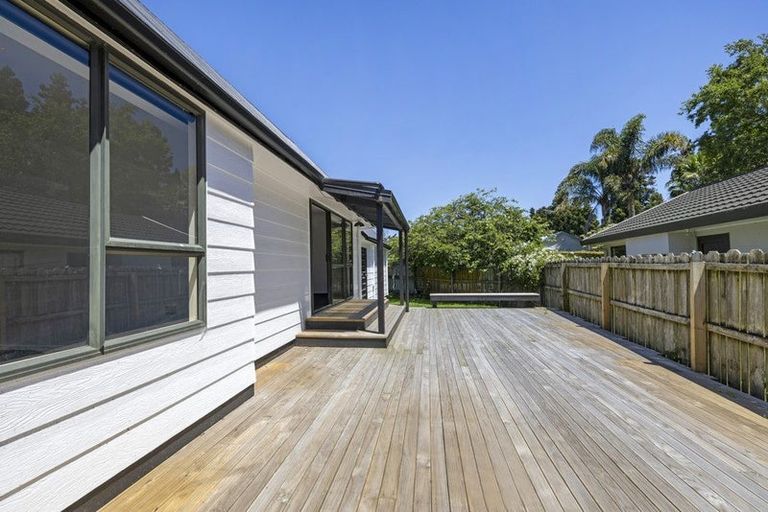 Photo of property in 21a Rimmington Drive, Hamilton Lake, Hamilton, 3204