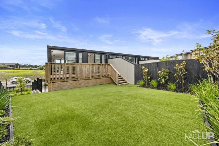 Photo of property in 21 Nugget Avenue, Hobsonville, Auckland, 0616
