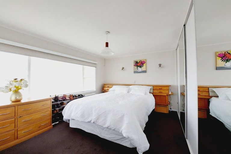 Photo of property in 32 City View Terrace, Birkenhead, Auckland, 0626