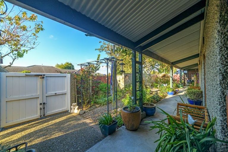 Photo of property in 1 Strachan Way, Highbury, Palmerston North, 4412