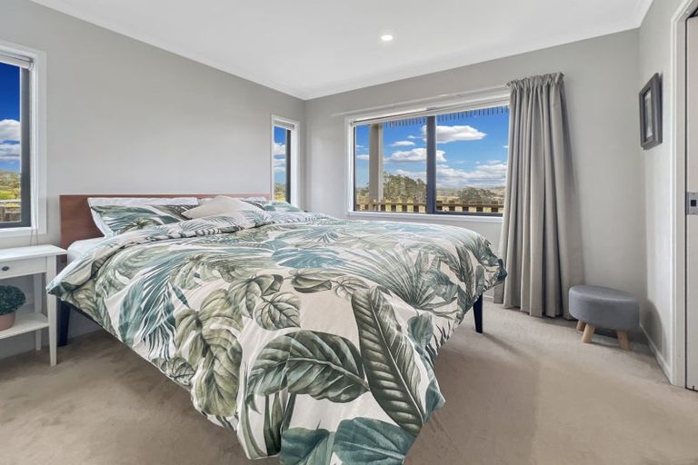 Photo of property in 24 Pukewhero Rise, Westgate, Auckland, 0614