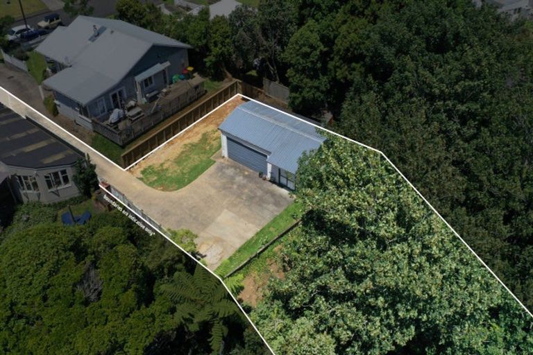 Photo of property in 9a Raniera Street, Glen Avon, New Plymouth, 4312