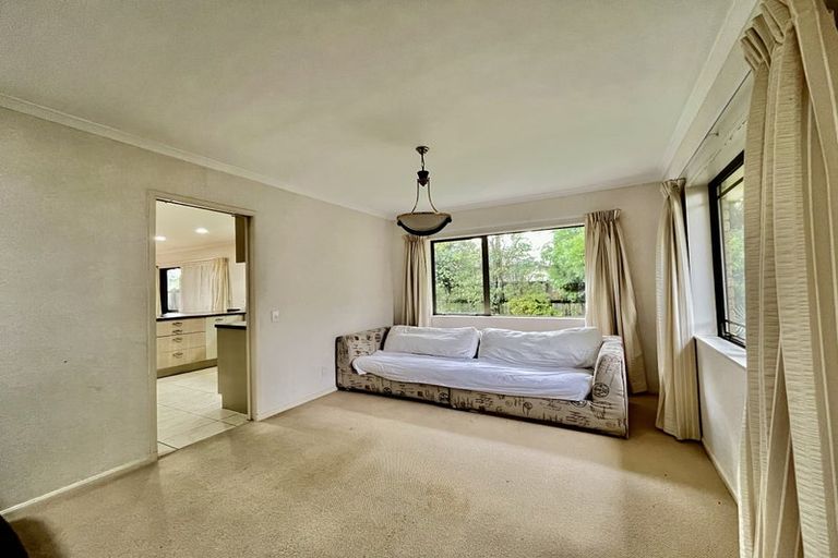 Photo of property in 43 Carousel Crescent, East Tamaki Heights, Auckland, 2016