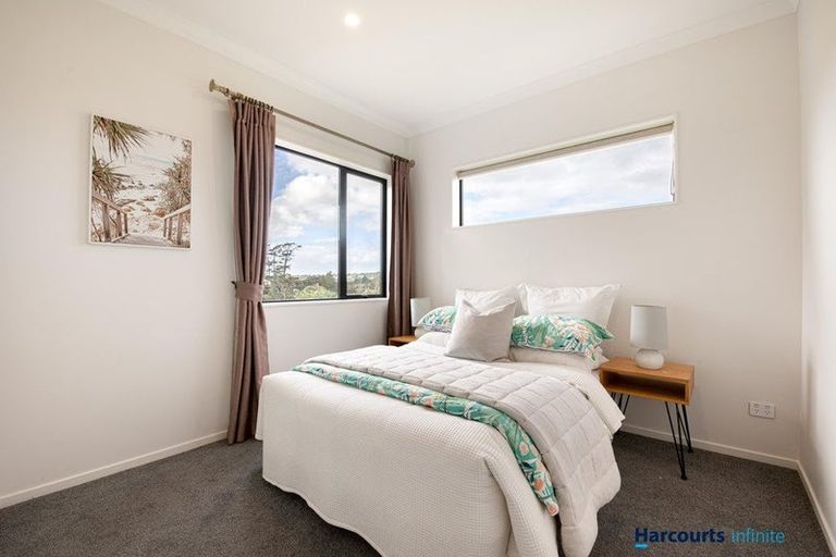 Photo of property in 19 La Bella Road, Hobsonville, Auckland, 0616