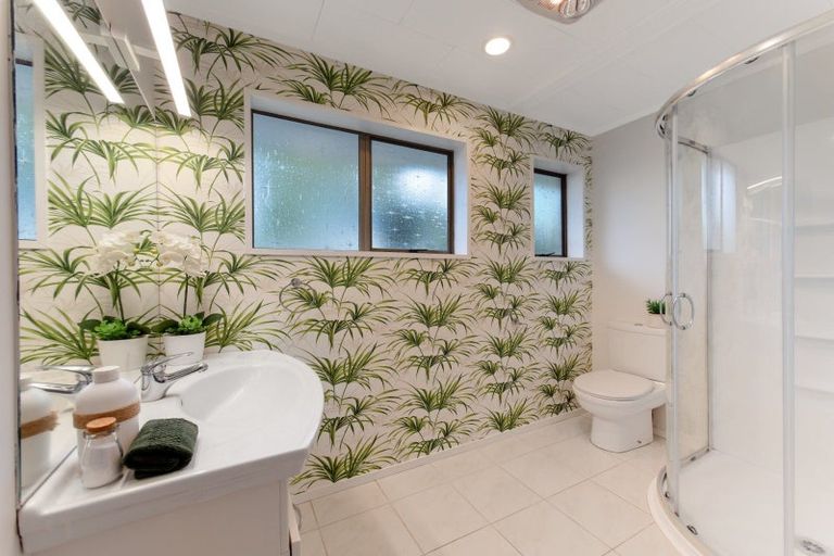 Photo of property in 2/28 Seaspray Drive, Mount Maunganui, 3116