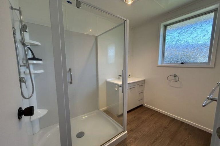 Photo of property in 40 Tuhikaramea Road, Dinsdale, Hamilton, 3204